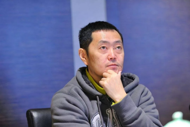 死忠独身1人支持北京女足远征 大赞南京赛区服务:开云 (图2) 开云